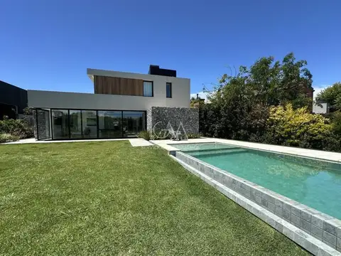 Casa en alquiler temporada Barrio privado Arenas del Sur