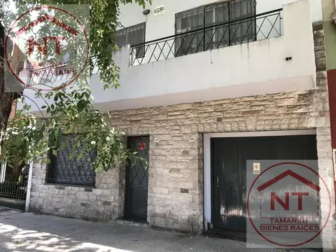 PH 2 amb con patio, planta baja. Al frente. Versalles