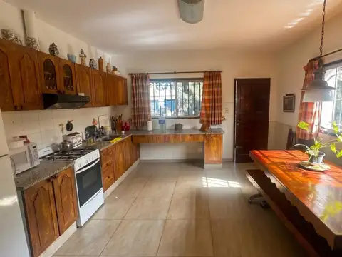 Casa en Venta en Morón, USD 320.000