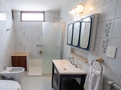 Chalet 5 ambientes Venta Castelar Norte Apto Crédito
