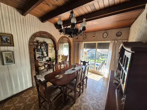 Venta hermoso PH 3 ambientes, con quincho y parrilla en Gerli, Avellaneda.
