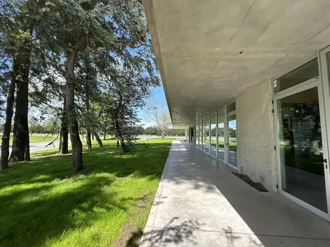 Terreno en Venta 33  mts Fondo