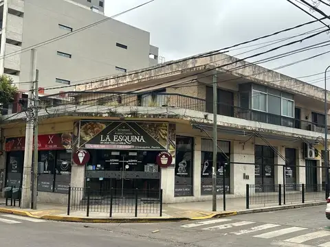 Hermoso Local s/ Av. San Martin al 3700
