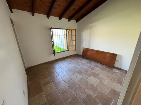 Casa en Venta en Poeta Lugones, USD 178.000