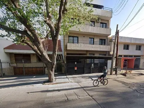 Depto Tipo Casa en Alquiler de 2 dormitorios