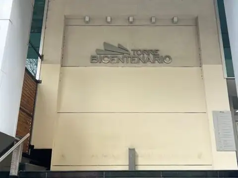 ALQUILER PISO de 700m2   ZONA CENTRO