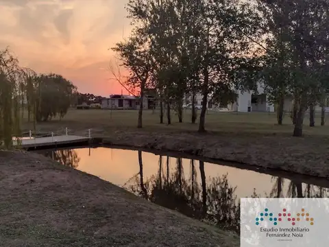Terreno en Venta 20  mts Fondo