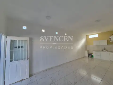 Depto Tipo Casa en Alquiler de Monoambiente