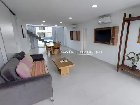 Casa en Venta con 1 cochera