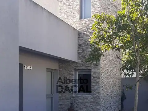 Casa en Venta en City Bell, USD 245.000