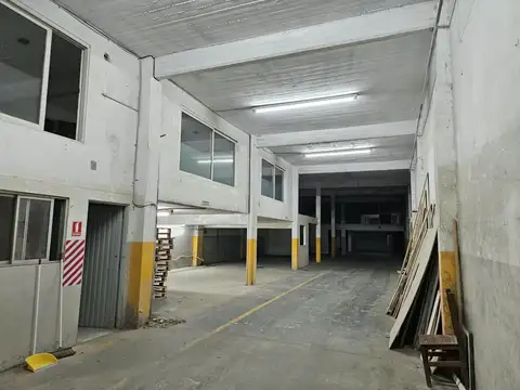 IMPORTANTE GALPON UBICADO A 1 CUADRA DE PANAMERICANA RAMAL TIGRE 800 M2