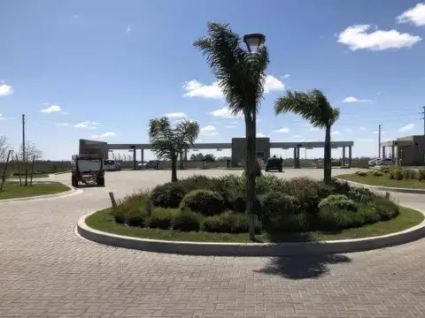 Terreno en Venta de 842,0 m2