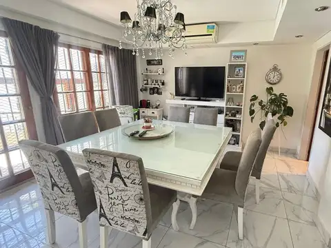 Casa en Alquiler de 5 dormitorios