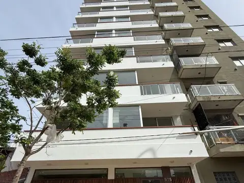 Calle 38 e/ 13 y 14 900