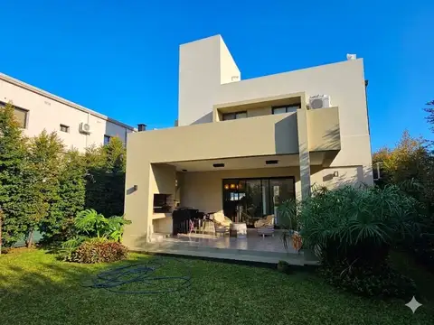 CASA EN VENTA - BARRIO ALTOS DE CEVIL 2 - VILLA CARMELA