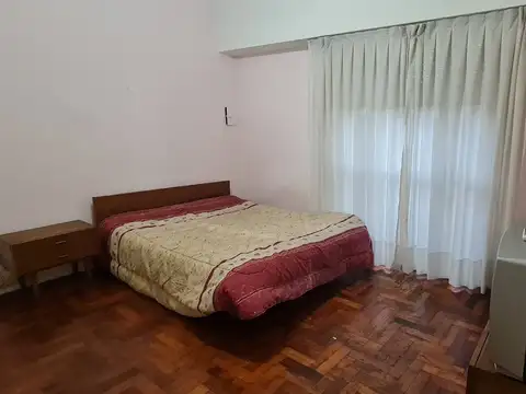 Depto Tipo Casa 4 ambientes con 2 baños