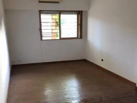 Depto Tipo Casa en Venta en Villa Ballester, USD 46.000