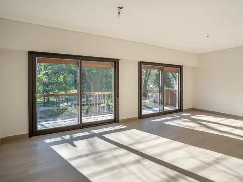 Depto Tipo Casa en Venta de 5 ambientes