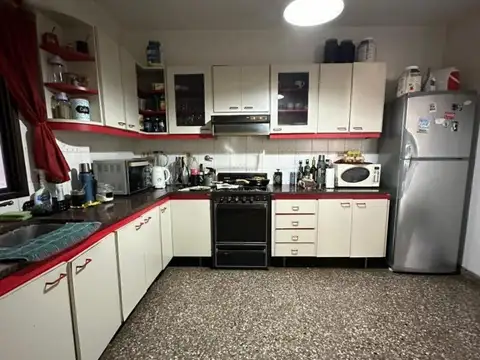 Rómulo Noya 700