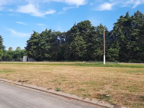 TERRENO EN FINCAS DEL ROSEDAL. BARRIO ABIERTO RESIDENCIAL.