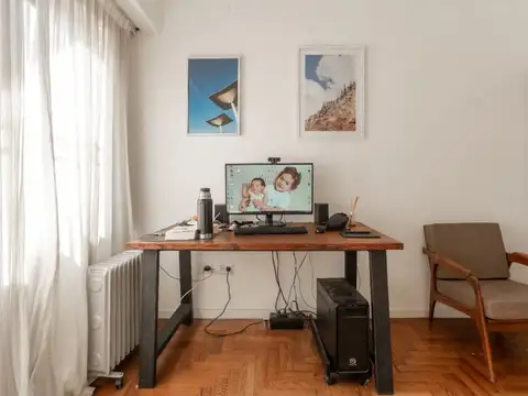 VENTA CASA 5 AMBIENTE CON JARDIN Y COCHERA MORON