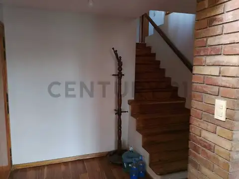 Casa en Venta en Coronel Dorrego, USD 195.000