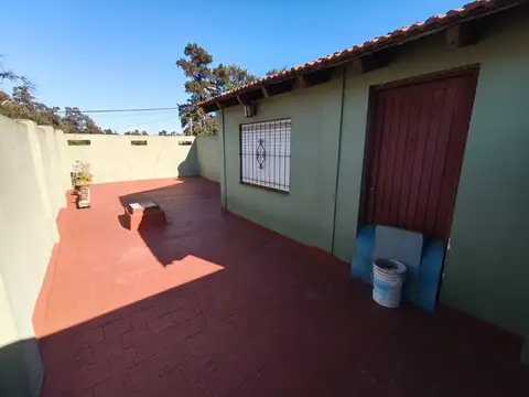 Venta - PH - 3 Amb - Patio - Terraza - Apto Credito - Lomas del Mirador - Permuta