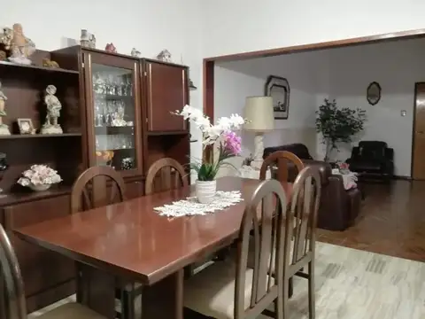 Casa en Venta en Valentín Alsina, USD 129.000