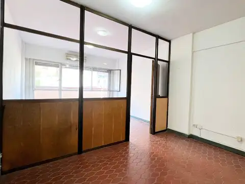 Oficina en Venta en Monserrat, USD 35.000