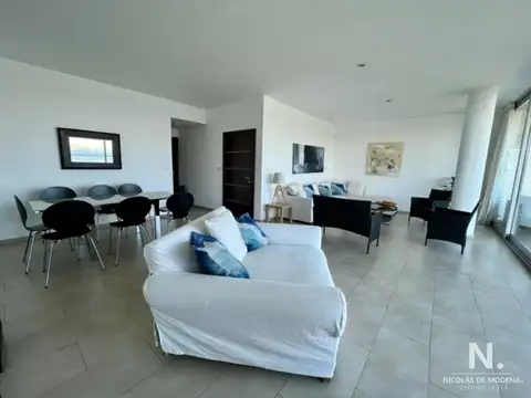 Departamento 4 ambientes con 3 baños