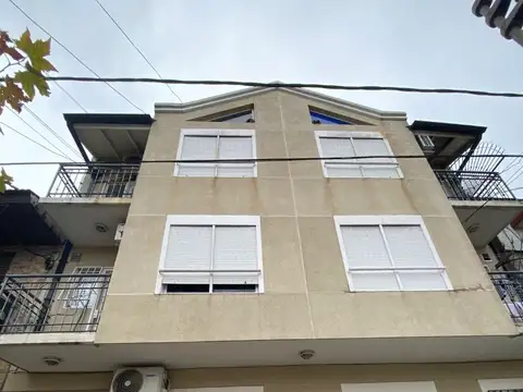 Departamento 2 amb en Planta Baja con Patio