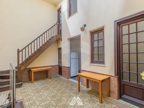 Venta casona 4 habitaciones con balcón Capurro