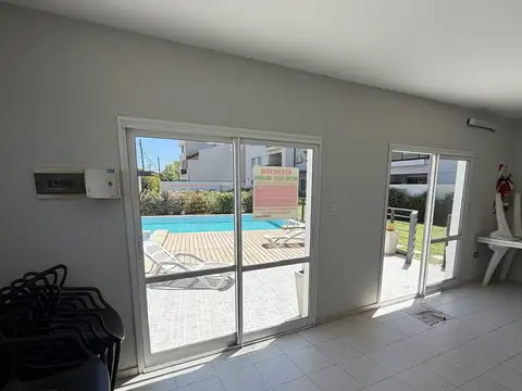 Departamento en Alquiler de 3 dormitorios