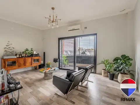 Depto Tipo Casa en Venta al Este