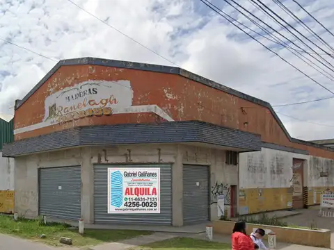 Alquiler Local Comercial C/playón Estacionamiento. Berazategui Oeste.