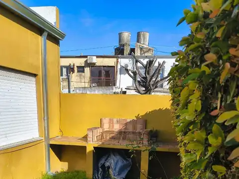 Depto Tipo Casa 3 ambientes con 1 baño