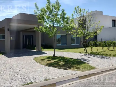 Casa en Alquiler Temporal de 3 dormitorios