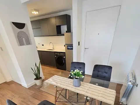 DEPARTAMENTO 2 AMBIENTES A LA CALLE CON DOBLE BALCON