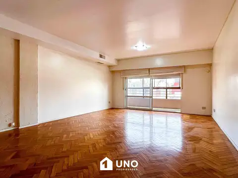 Salta 1677 - Dpto de 3 Dormitorios Externo. Con cochera.