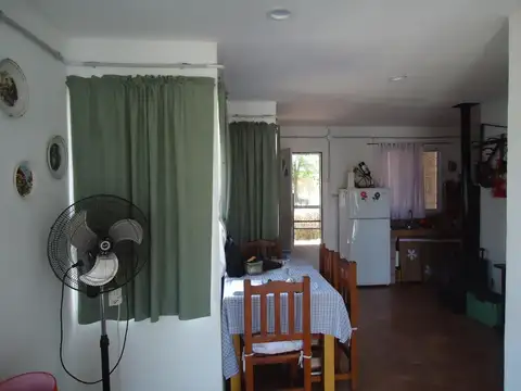 Casa 2 ambientes con 1 baño
