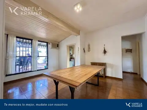 Casa 4 ambientes con 1 baño