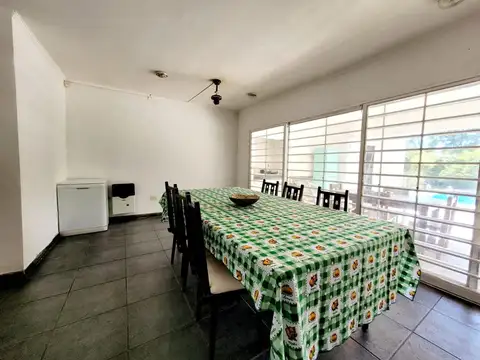 ALQUILER PERMANENTE CASA TRES DORMITORIOS FUNES