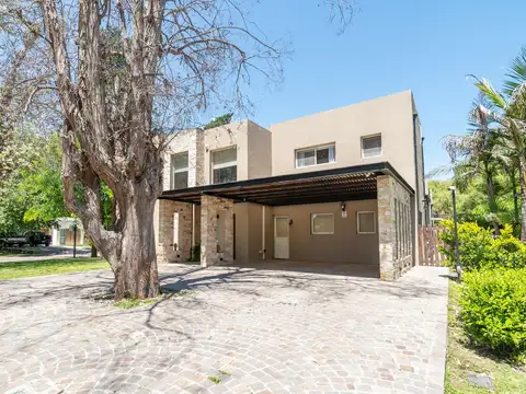 Casa en Venta de 4 dormitorios