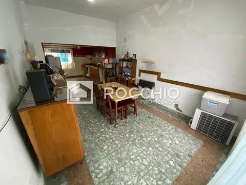 Casa en venta 3 ambientes J.L Suarez Biarritz al 3500