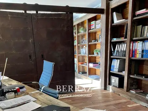 Oficina en Venta con 3 cocheras