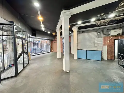 Local en Venta en San Nicolás, USD 250.000