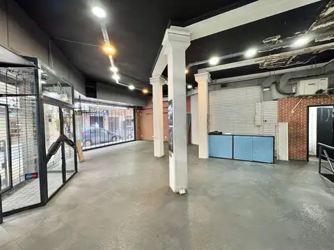 Local en Venta en San Nicolás, USD 260.000