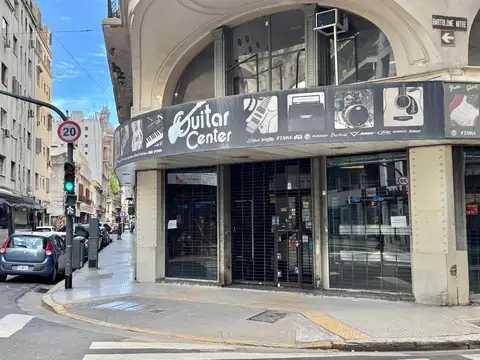 Local en Venta en San Nicolás, USD 260.000