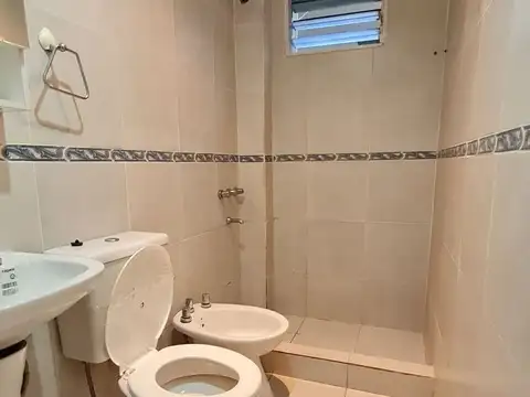 Depto Tipo Casa en Alquiler de 2 ambientes
