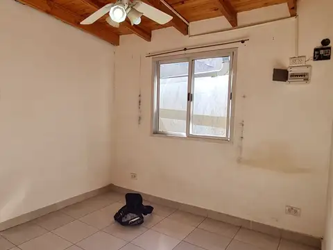 Depto Tipo Casa en Alquiler en Ciudadela, $ 370.000